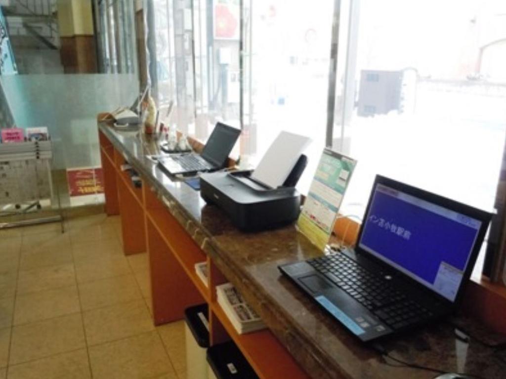 北海道苫小牧市站前东横旅馆 外观 照片